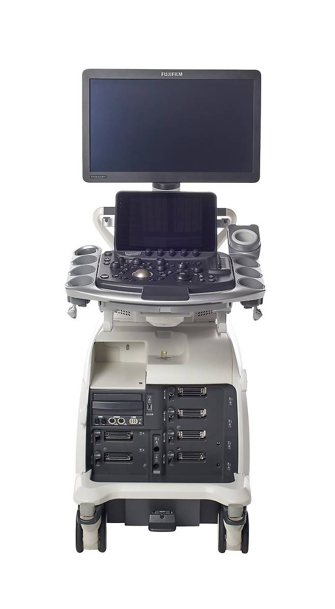 [서울=뉴시스] '딥인사이트'(DeepInsight) 기술이 탑재된 후지필름의 초음파 영상기기 *재판매 및 DB 금지