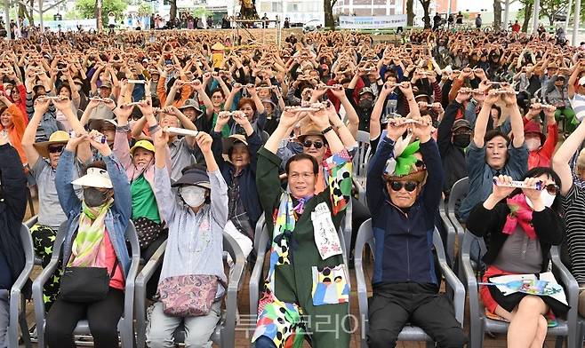 음성품바축제 천인의 엿치기