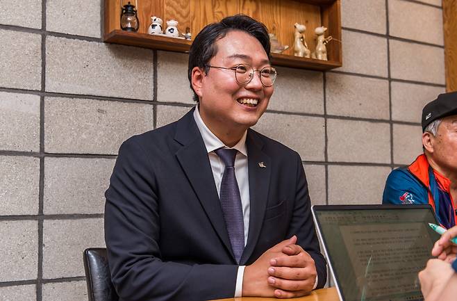 17일 오후 광주 동구 금남로의 한 카페에서 천하람 국민의힘 순천갑 당협위원장과 인터뷰를 하고 있다. ⓒ시사저널 최준필