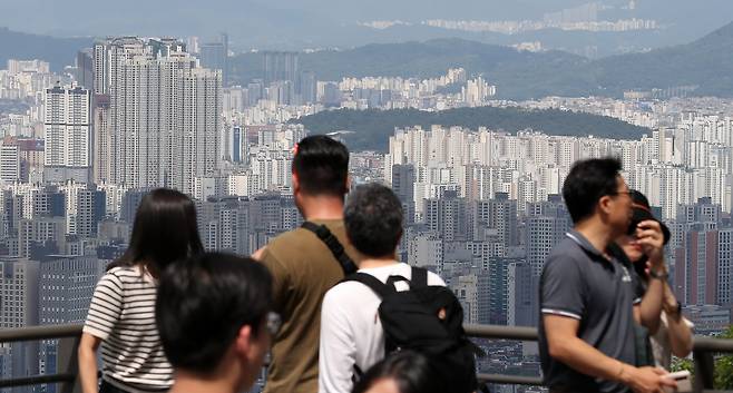 집값 폭락론자의 변신? “인구 줄어도 일본식 장기침체 없다”