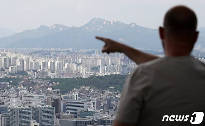 서울 중구 남산에서 바라본 아파트 단지. 2023.5.19/뉴스1 ⓒ News1 김진환 기자