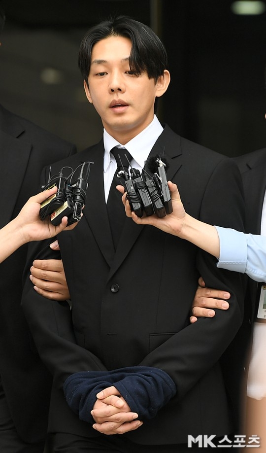 마약류 5종 투약 혐의를 받는 배우 유아인이 영장실질심사를 마친 심경을 밝혔다. 사진=천정환 기자