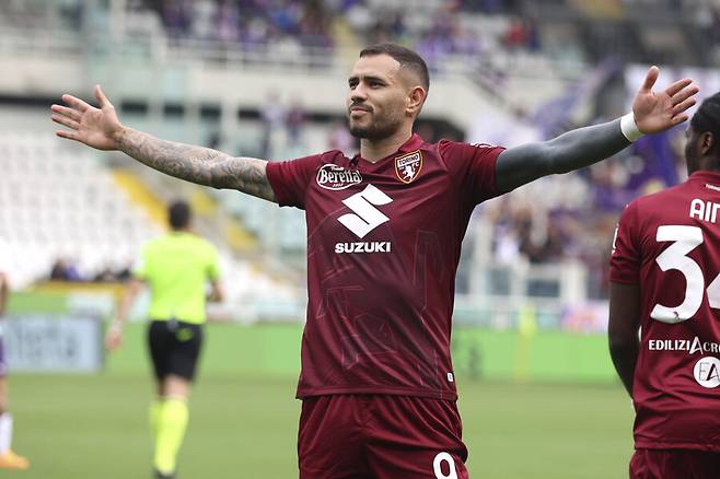 ▲ 토리노 공격수 안토니오 사나브리아에 대한 관심이 뜨겁다. ⓒ연합뉴스/AP