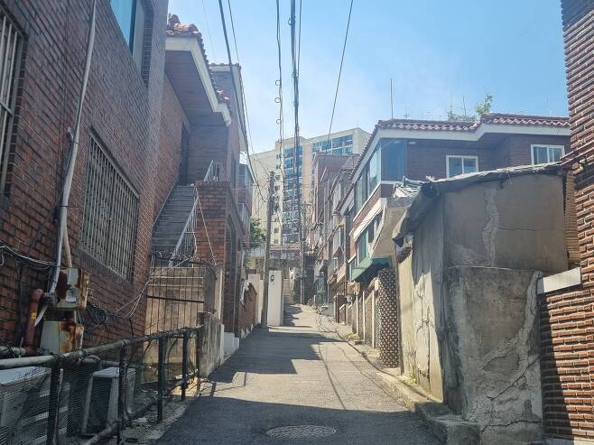 25일 서울 은평구 불광동 불광5구역 일대 전경. 노후 다세대·다가구 주택이 밀집해있다. /백윤미 기자
