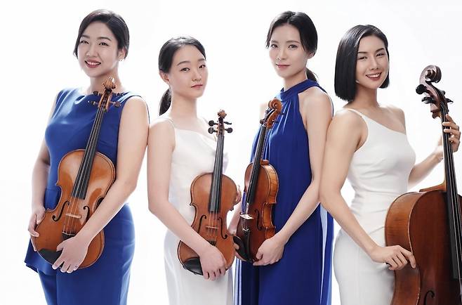 6월 1일 서울 예술의전당 IBK챔버홀에서 정기연주회 ‘새로운 바람’을 여는 리수스 콰르텟. 왼쪽부터 비올라 장은경, 제2바이올린 유지은, 제1바이올린 이해니, 첼로 마유경. 리수스 콰르텟 홈페이지