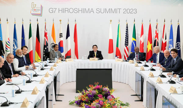 윤석열 대통령이 지난 5월 20일 일본 히로시마 그랜드프린스호텔에서 열린 주요 7개국(G7) 정상회의 확대세션에 참석하고 있다. / 연합뉴스