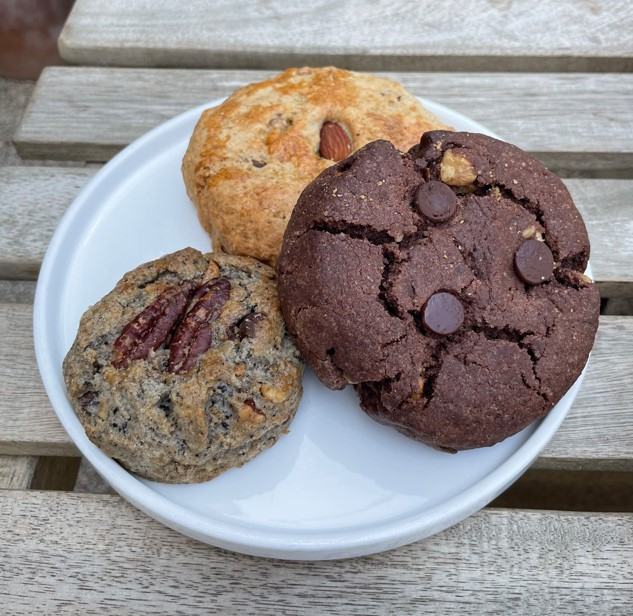 Red bean, chocolate and black sesame scones. (Kim Da-sol/The Korea Herald)