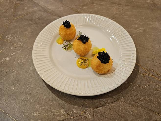 청국장 리조토 아란치니.