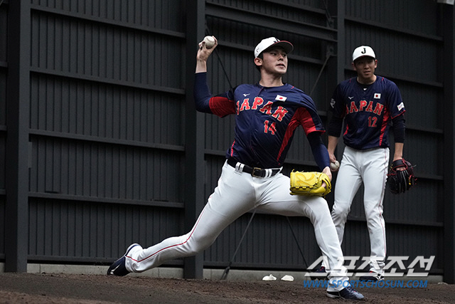 사사키가 일본대표팀에서 불펜투구를 하는 모습. 사진출처=일본야구대표팀 홈페이지