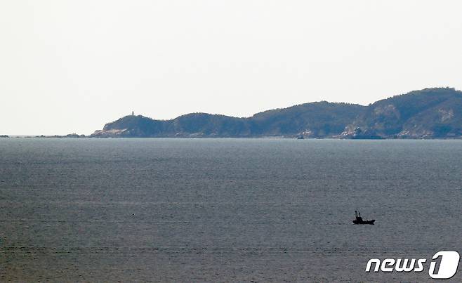 북한 황해남도 등산곶 앞바다. 2020.9.24/뉴스1 ⓒ News1 구윤성 기자