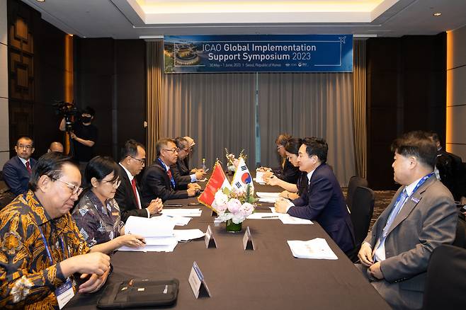 원희룡 국토부 장관, 부디 카야 수마디 인도네시아 교통부 장관과 면담(국토교통부 제공)