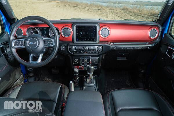 지프 랭글러 사진 모터매거진 최재혁 기자