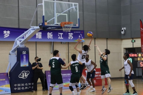 3X3 basketball players in the "Belt and Road Initiative" Sports Exchange Week