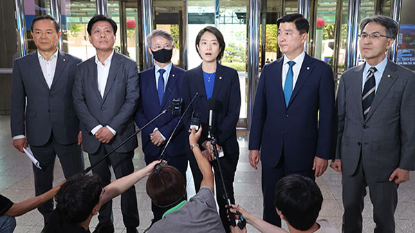 MBC 압수수색, 경찰청 항의 방문한 민주당 [사진 제공: 연합뉴스]