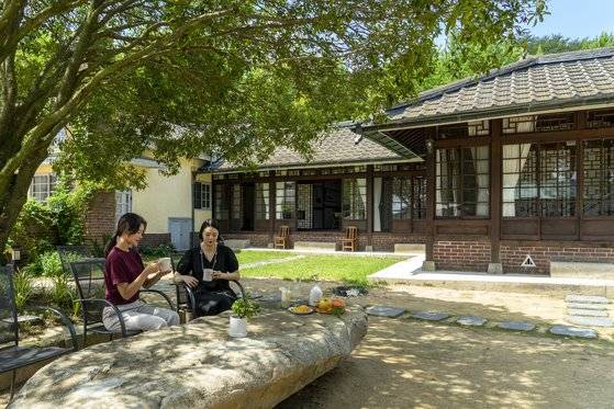 '나주에서 일주일 살아보기' 같은 생활관광 상품도 있다. '39-17 마중'을 비롯한 한옥스테이에 머무르며 나주 지역 문화를 체험해본다. 사진 백종현 기자