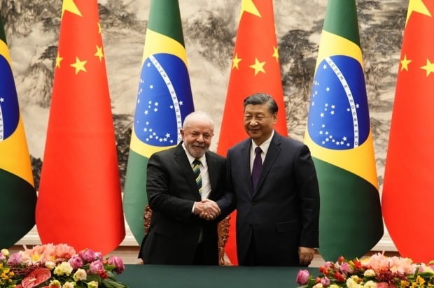루이스 이나시우 룰라 다시우바 브라질 대통령과 시진핑 중국 국가주석. 연합뉴스