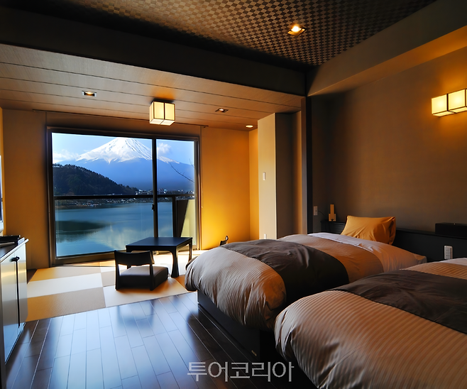 후지 레이크사이드 인 고라쿠 온야도 후지 긴케이