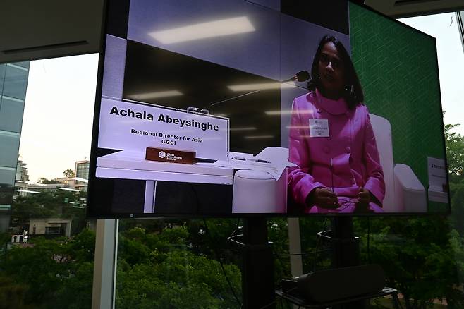 Achala Abeysinghe, Director and Head of Programs for Asia of Global Green Growth Institute(GGGI) speaks in a panel session at GGGI-Elders High-Level Climate Panel at GGGI Seoul headquarters in Jung-gu, on Monday. (Sanjay Kumar/The Korea Herald)