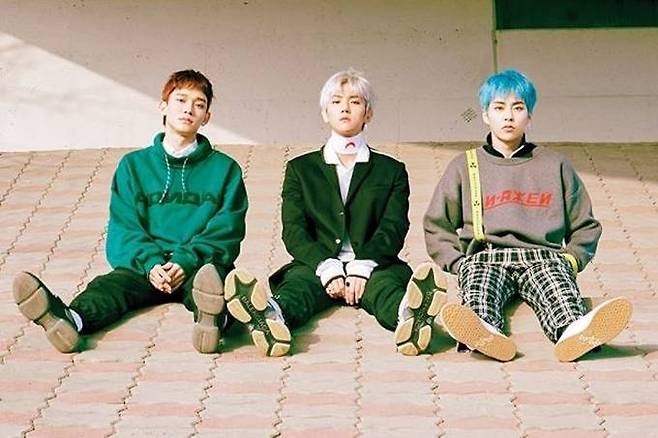 그룹 엑소 멤버 첸, 백현, 시우민(왼쪽부터). SM엔터테인먼트&nbsp;