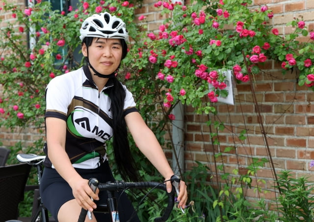 국내 최초의 성전환 사이클 선수 나화린(37) 씨. / 사진=연합뉴스