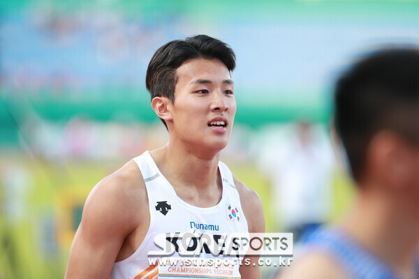 배건율은 4일 오후 경북 예천스타디움에서 열린 '제20회 예천아시아U20육상경기선수권대회' 남자 400m 결선에 출전해 46초73을 기록해 2위, 은메달을 획득했다. 사진┃데일리런 제공