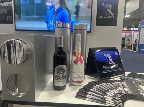 CES2023에서 전시된 와인 금고. 김종우 기자