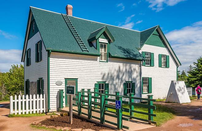캐나다 국가사적으로 지정된 빨간 머리 앤 실제 배경, 그린 게이블즈 농장집