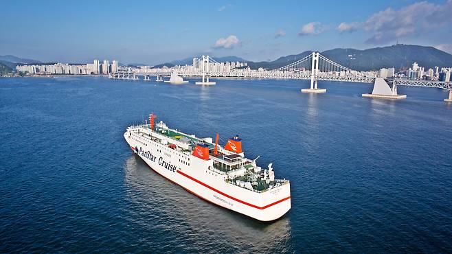 부산~대마도 항로 운항 여객선 팬스타드림호(팬스타 제공)