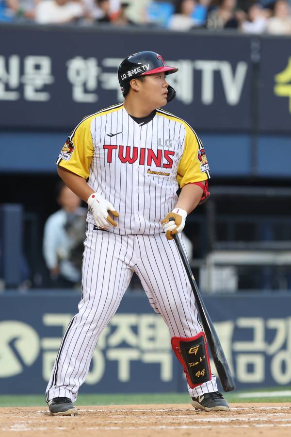 경남고 시절 아마야구 포수 최공 유망주로 불린 김범석. 지난 3일 1군 데뷔전을 치렀고 염경엽 LG 트윈스 감독은 그의 가능성에 주목한다. LG 제공