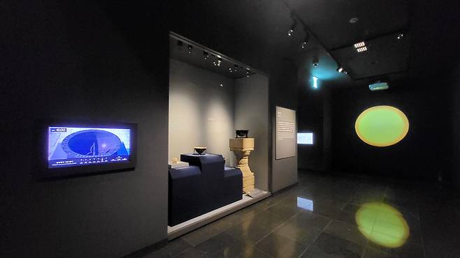 The "angbuilgu" section at the National Palace Museum of Korea's permanent exhibition "Scientific Achievements of the Joseon Dynasty" (Kim Hae-yeon/ The Korea Herald)