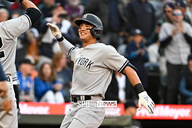 ▲ 다저스는 제2의 데릭 지터 앤서니 볼피에게 쐐기 투런포를 허용했다.