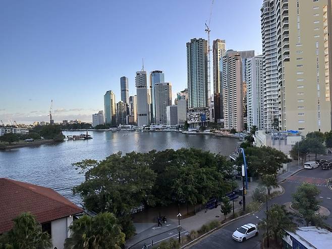 크리스탈브룩 빈센트 호텔 시설 및 리버 객실에서 바라본 뷰.  /사진= 강예신 여행+ 기자