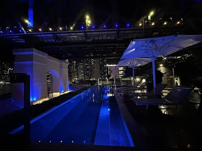 루프톱 풀 & 바 피우메.  /사진= 강예신 여행+ 기자