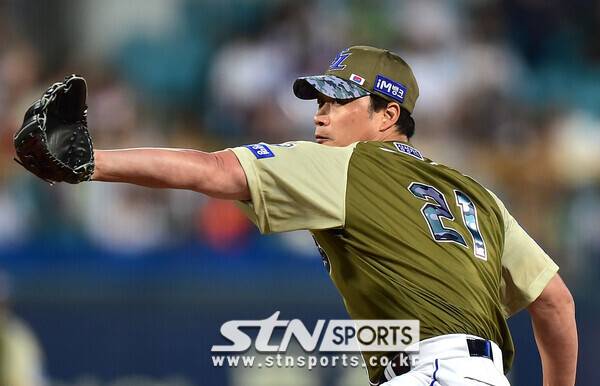 6일 500세이브를 만드는 오승환의 모습. 사진┃뉴시스