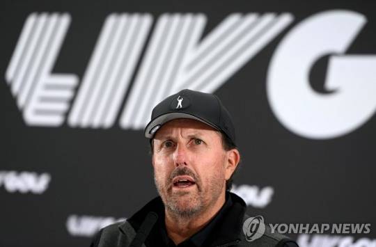 LIV로 이적한 필 미컬슨[EPA=연합뉴스]