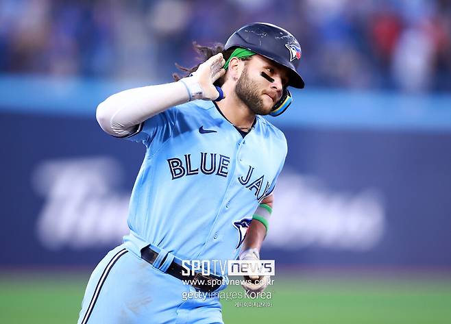 ▲ 올해 공수주 3박자에서 최고 활약을 펼치며 MVP 레이스에도 뛰어든 보 비솃