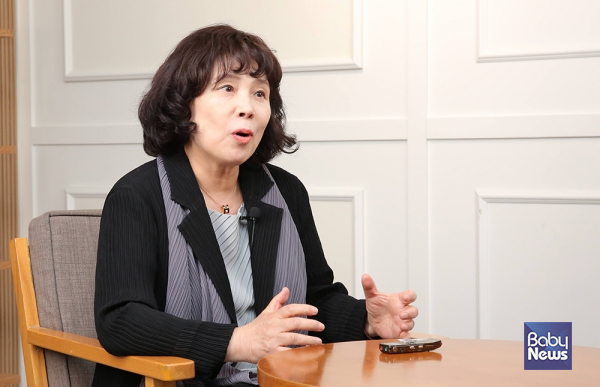 김애순 한국유치원총연합회 이사장은 유보통합 통합 모델에 대해서 유치원 측과 어린이집 측이 각각 모델을 만들어서 서로 비교한 뒤, 토론을 거쳐 최상의 안이 만들면 좋겠다는 의견을 제시했다. 이효상 기자 ⓒ베이비뉴스