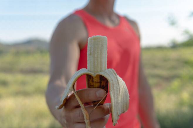 바나나는 운동 전후에 먹으면 좋은 식품으로 꼽힌다. [사진=게티이미지뱅크]