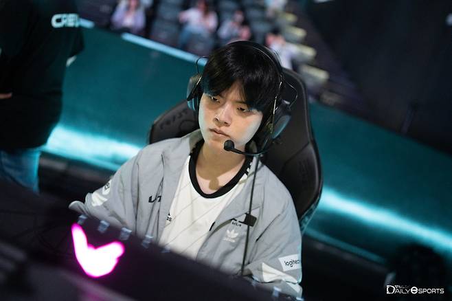 LCK 통산 700전을 달성한 디플러스 기아 '데프트' 김혁규.