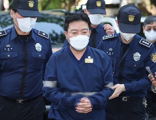 5월11일 구속 전 영장실질심사에 출석하는 라덕연 호안스탁 대표. ⓒ연합뉴스