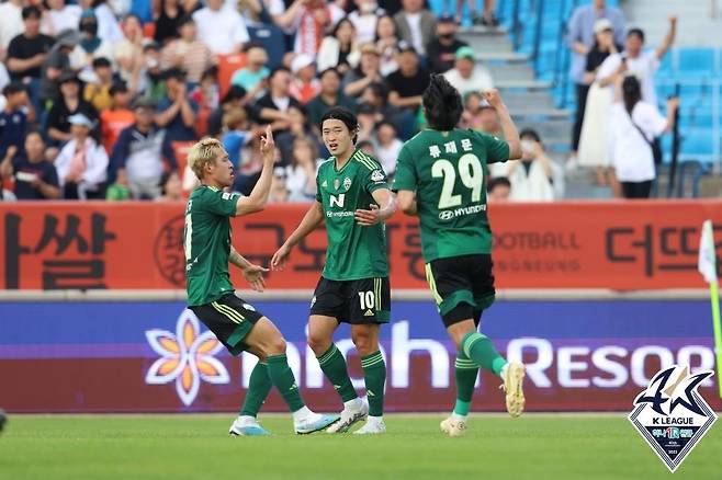 골세리머니를 펼치는 전북 조규성 [한국프로축구연맹 제공. 재판매 및 DB 금지]