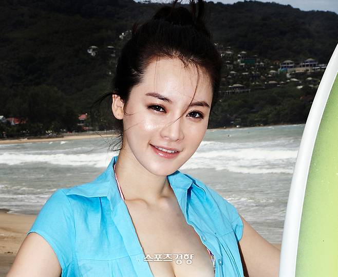 개인방송 라이브로 극단적 선택 시도를 방송한 레이싱모델 출신 임블리. 경향신문 자료사진