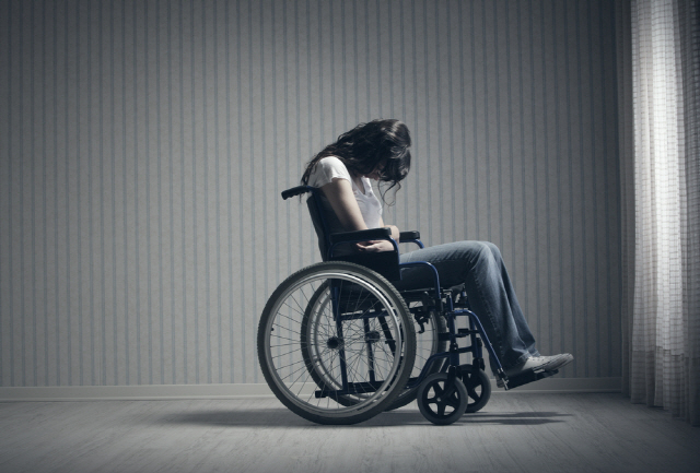 장애인 복지시설 내에서도 자살예방 상담·교육을 실시할 수 있게 하는 법안이 발의됐다.  /클립아트코리아