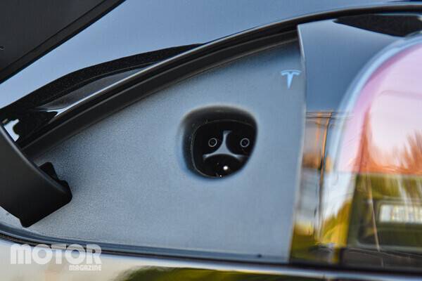 ​테슬라 모델 S 플레드 사진 모터매거진 윤성 기자​