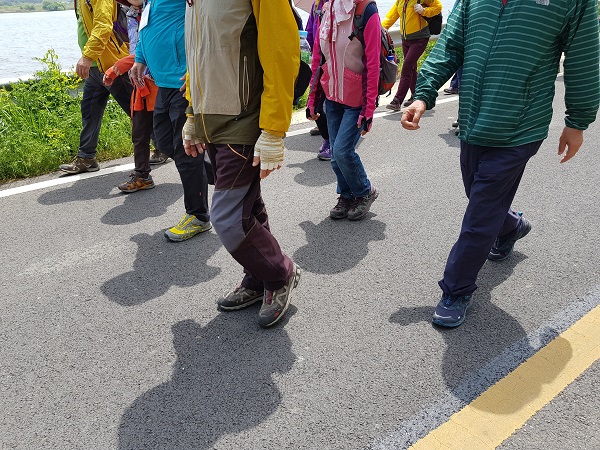 하루 30분 걷기부터 시작하는 대국민 걷기 운동.