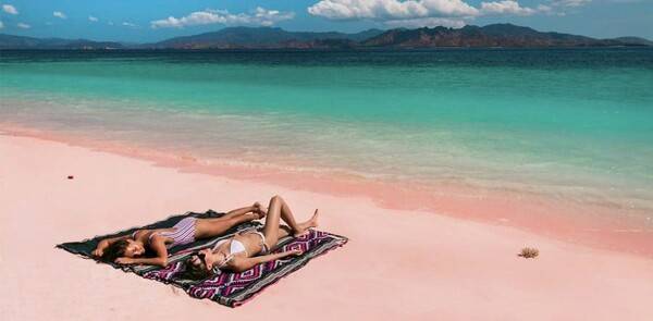 인도네시아 판타이메라 비치 / 온라인 커뮤니티