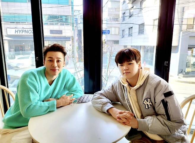 ▲ 윤민수(왼쪽), 윤후. 출처| 윤민수 SNS