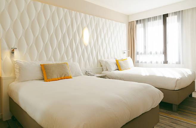 객실에도 칼리송을 디자인으로 활용했다