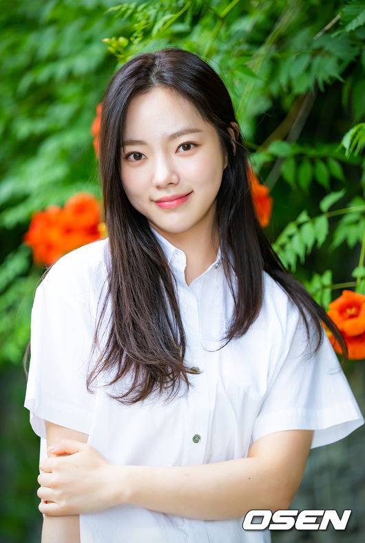 [OSEN=민경훈 기자]배우 우현진이 카메라 앞에서 포즈를 취하고 있다. 2023.06.20 /rumi@osen.co.kr