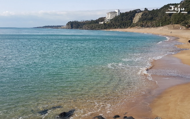 중문색달해수욕장. 제주도 제공